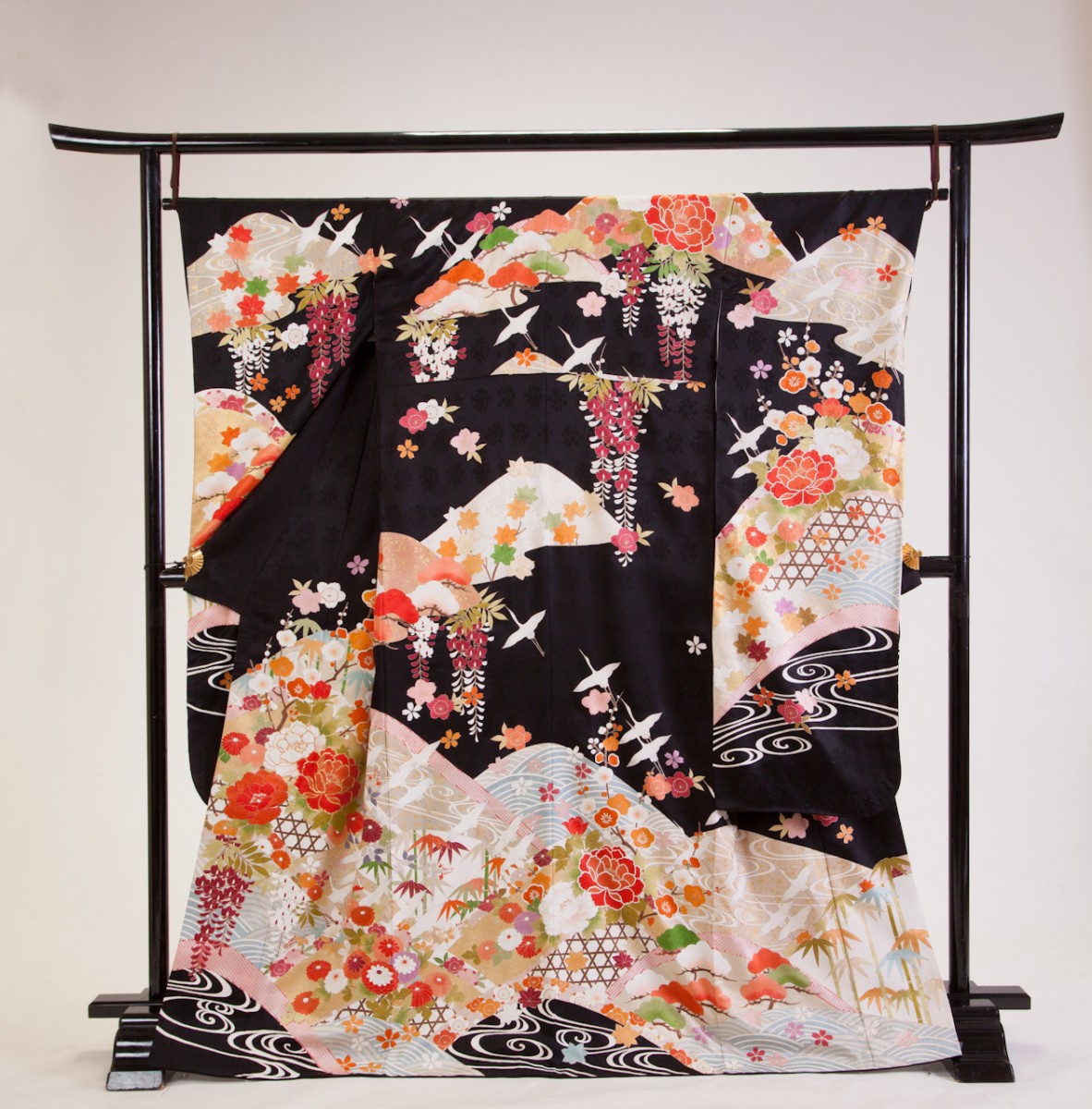 牡丹草花に松皮山取り1